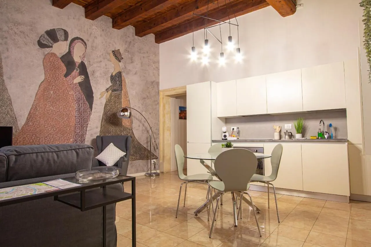 Le Damigelle Lägenhet Verona Italien